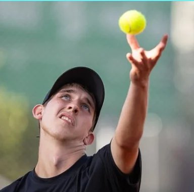 Finn Menzi - Entwickler von Smart Serve Tennisschule Software